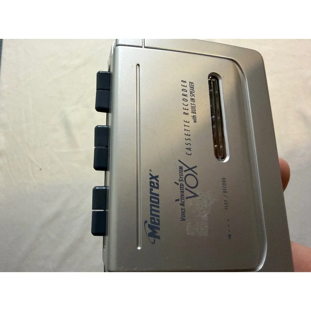 Memorex VOX Voice Activated System Cassette Recorder Silver Portable BuiltIn Spk - Picture 5 of 5